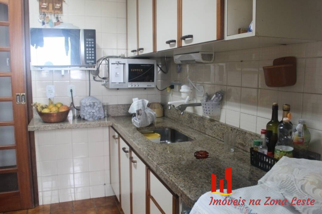 Apartamento à venda com 4 quartos, 75m² - Foto 4