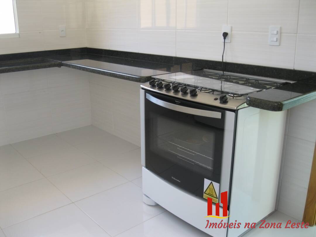 Casa à venda com 2 quartos, 600m² - Foto 16