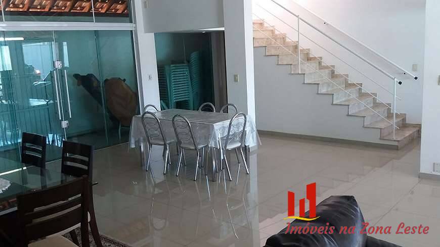 Casa à venda com 2 quartos, 600m² - Foto 10