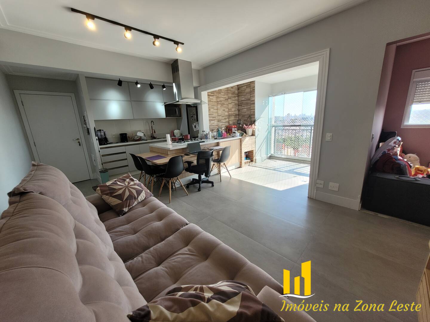 Apartamento à venda com 3 quartos, 73m² - Foto 7